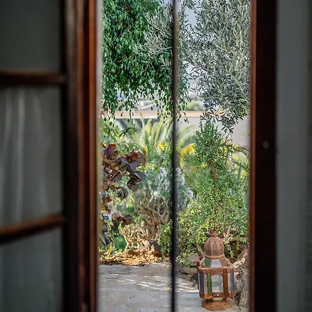 Casa Chris Y Marie, With Heated Mini Pool Villa Lajares