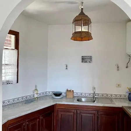 Casa Chris Y Marie, With Heated Mini Pool * Lajares