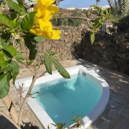 Villa Casa Chris Y Marie, With Heated Mini Pool *